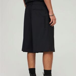NWT! Dolce & Gabbana Men's Black wool blend dress shorts